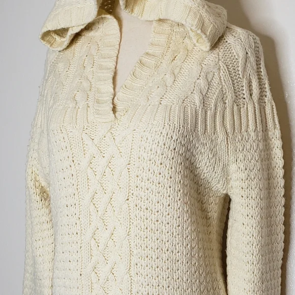 Old Navy Angora Wool Rabbit Cream Sweater Hoodie Textured Tight Knit Comfy Rare
